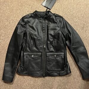Women Harley Davidson 100% leather size medium